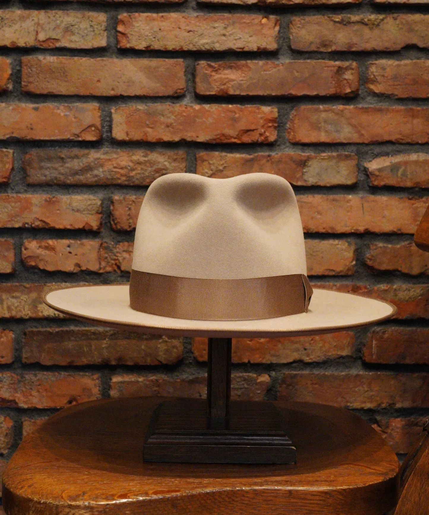 Elysian Elegance Felt Fedora Hat in Sliverbelly