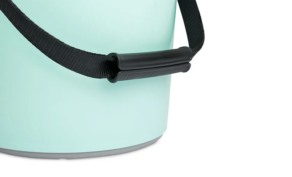 Yeti LoadOut Bucket - Sea Foam